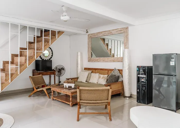 Mara Villa, Garden & Pool, 2 Min To Seminyak (Bali)