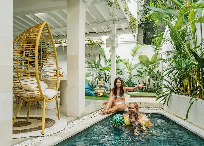Mara Villa, Garden & Pool, 2 Min To Seminyak (Bali)